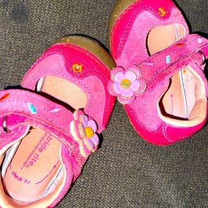 Stride rite toddler shoes